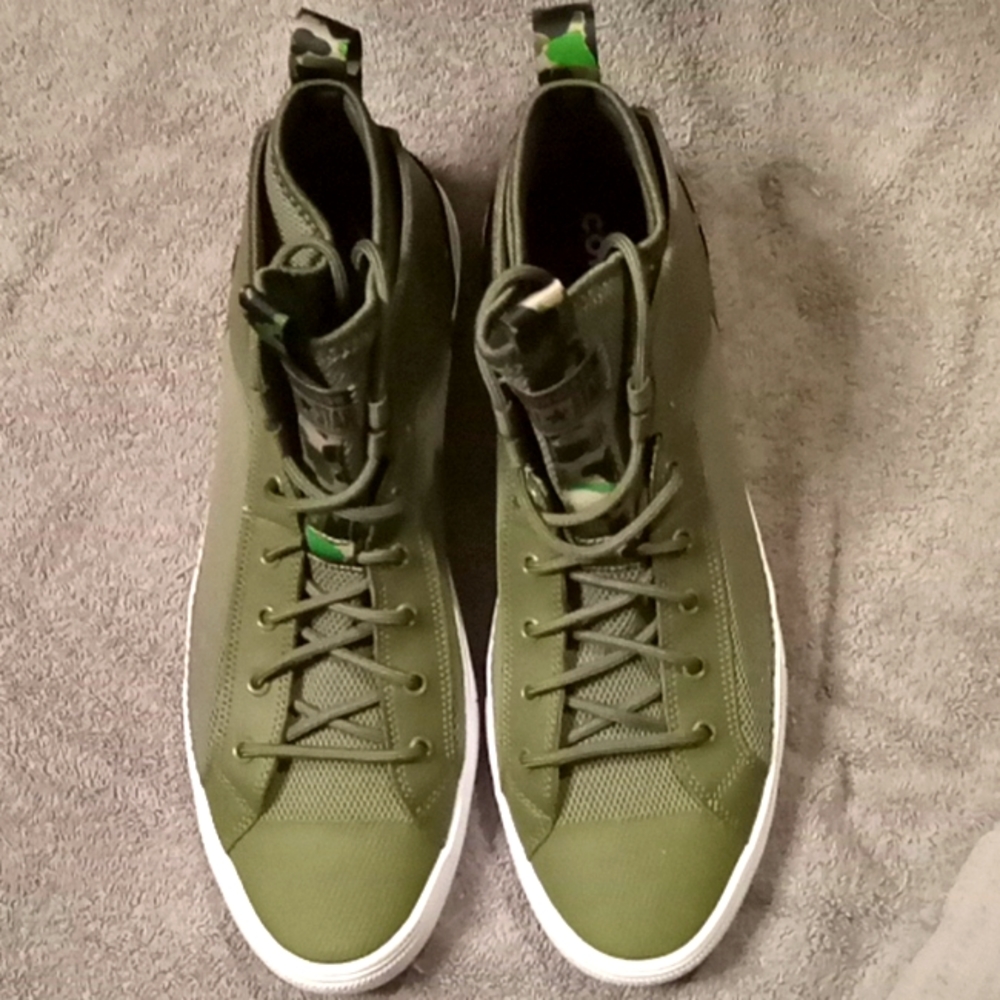 Converse Men's sneakers 11.5 size High top